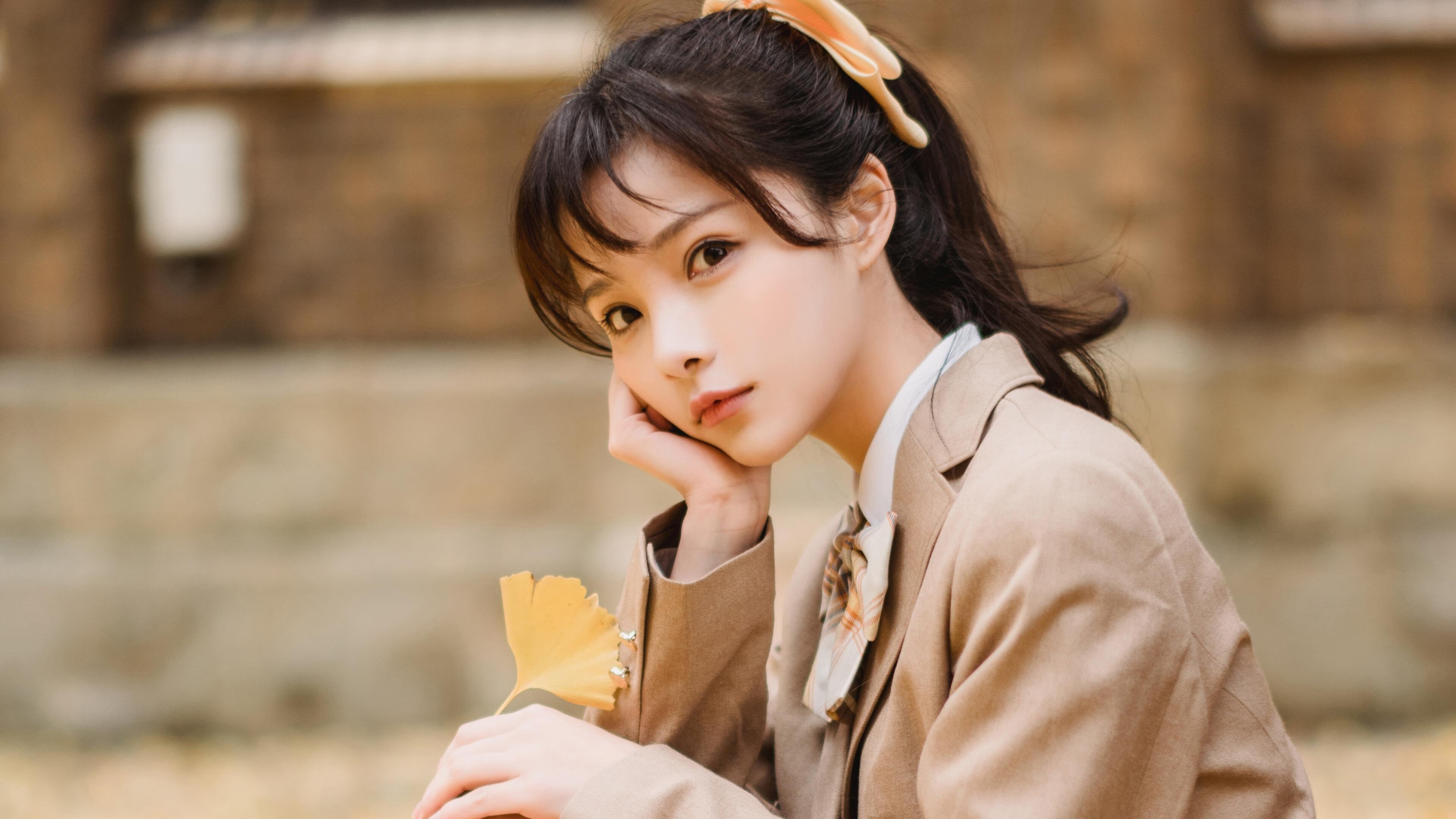 北欧神话照进现实，芬兰赫基正面击溃巴黎，三笘薰弑杀旧主封神