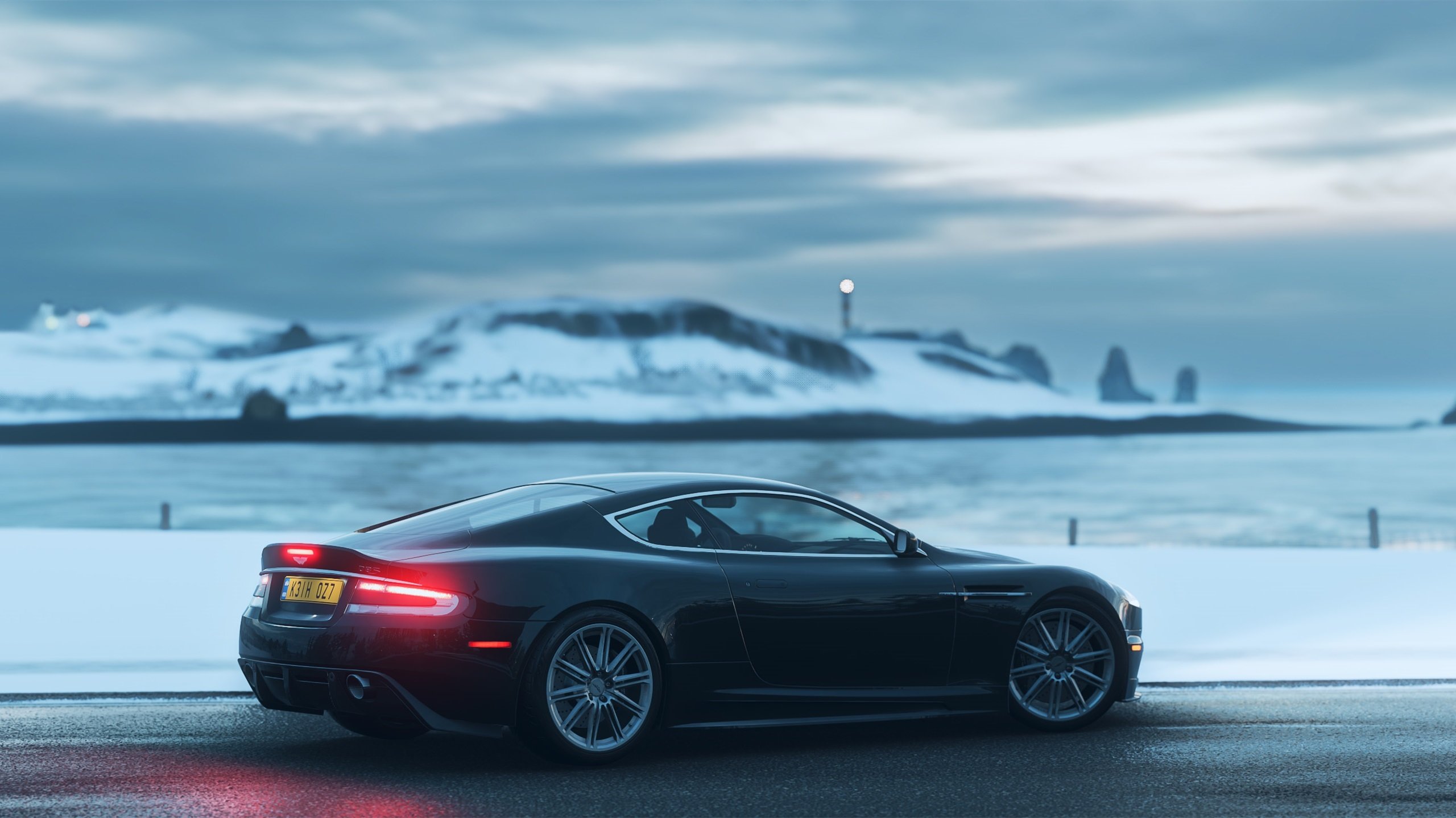 维尼修斯临危救主，国际米兰3-0友谊赛一波流带走厄瓜多尔