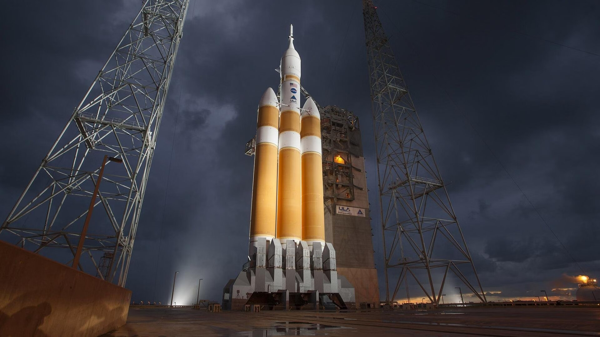 广厦筑墙遮天蔽日，乔治逆光一剑封喉